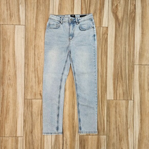 Cotton on Denim - Picture 1 of 8